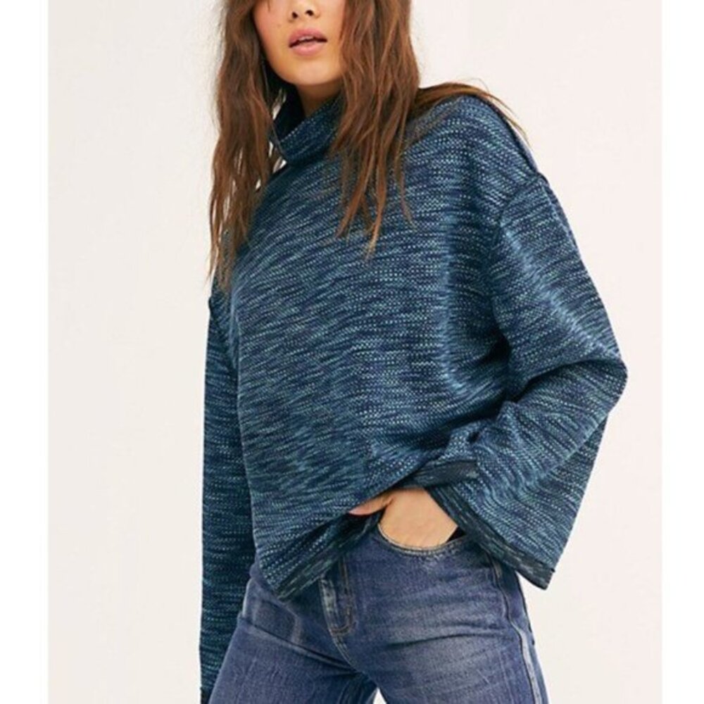 Free People Sunny Days Turtle Neck. M - Picture 2 of 3